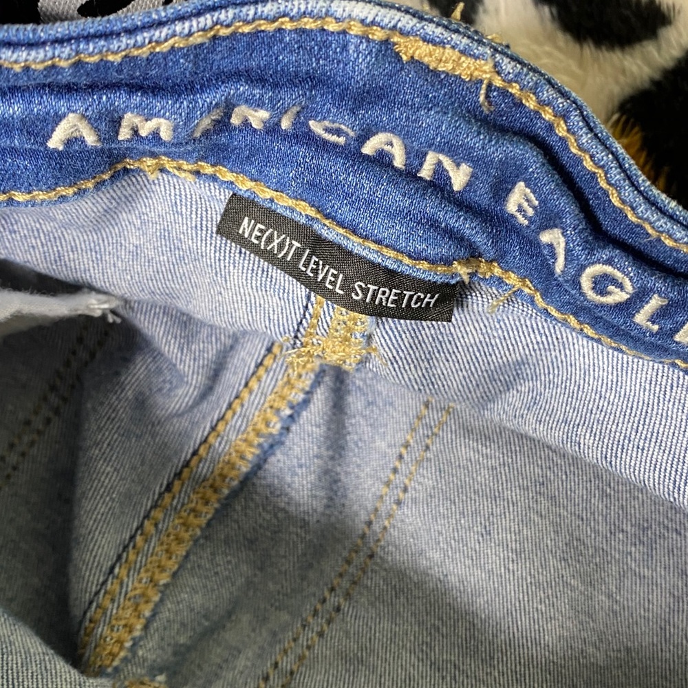 American Eagle Outfitters Distressed - Picture 7 of 7